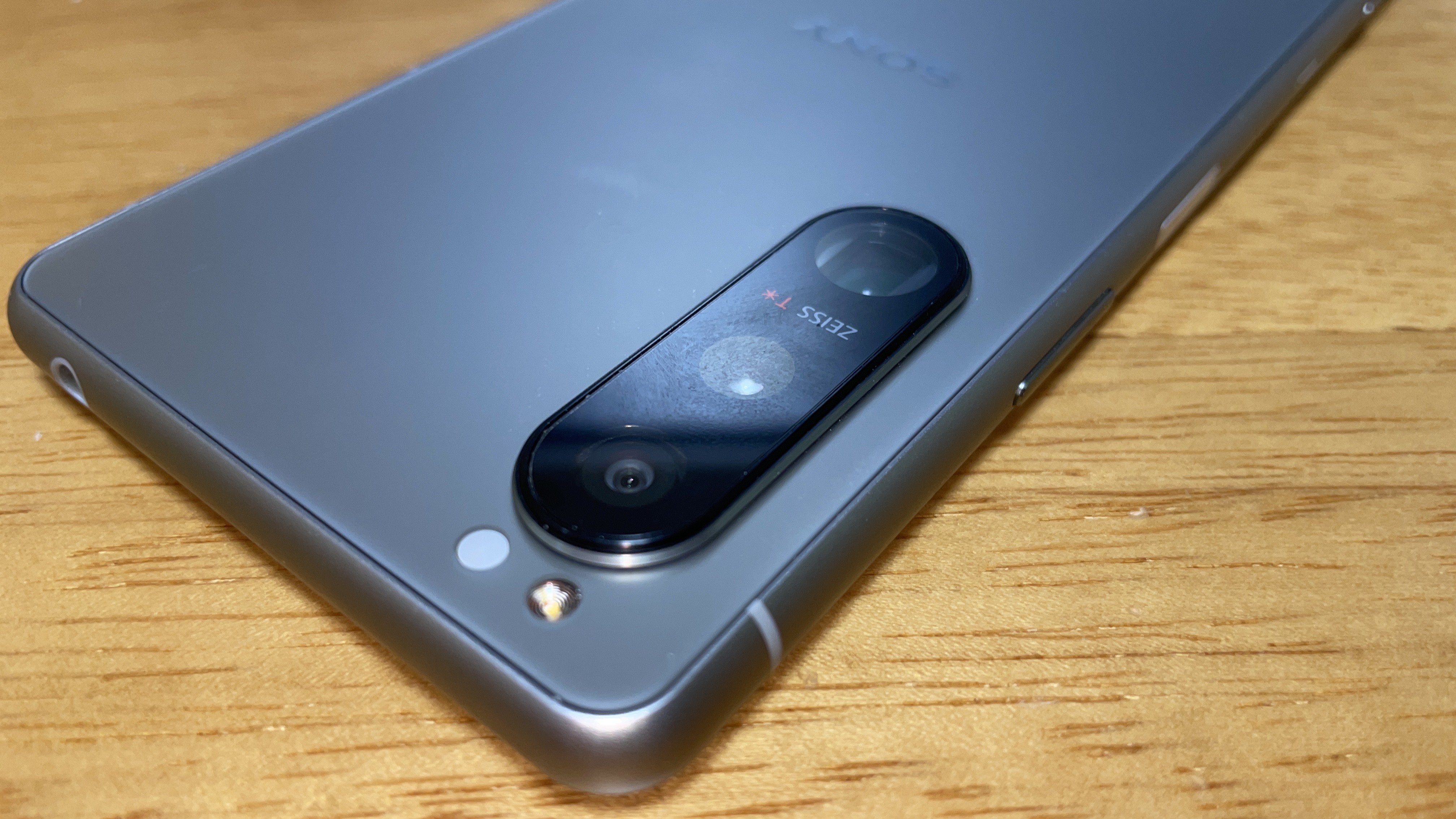 Xperia5Ⅲレビュー！最高にちょうどいい型落ちハイエンドスマホ